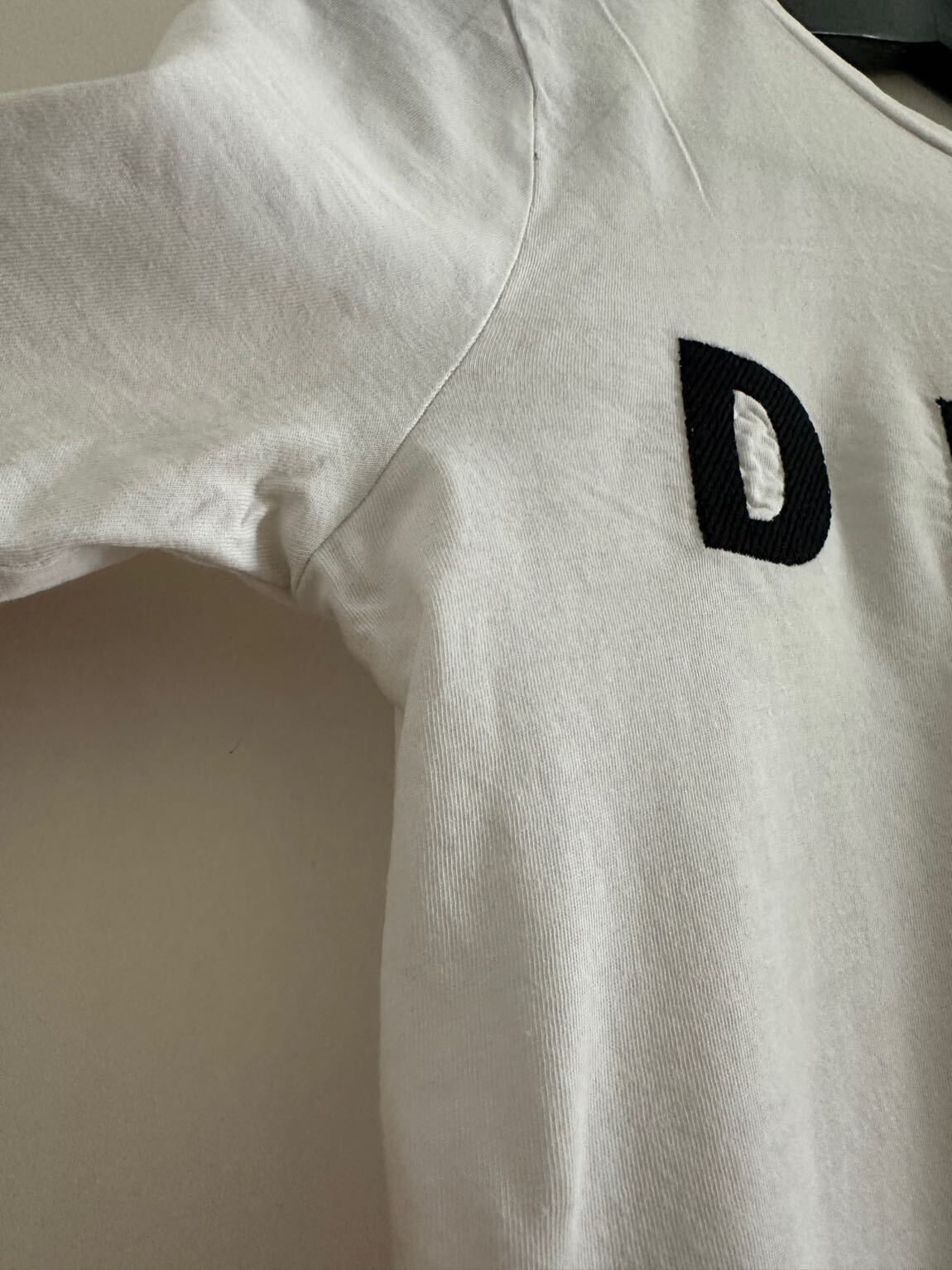 DKNY Beyaz T-Shirt — görsel 4/10