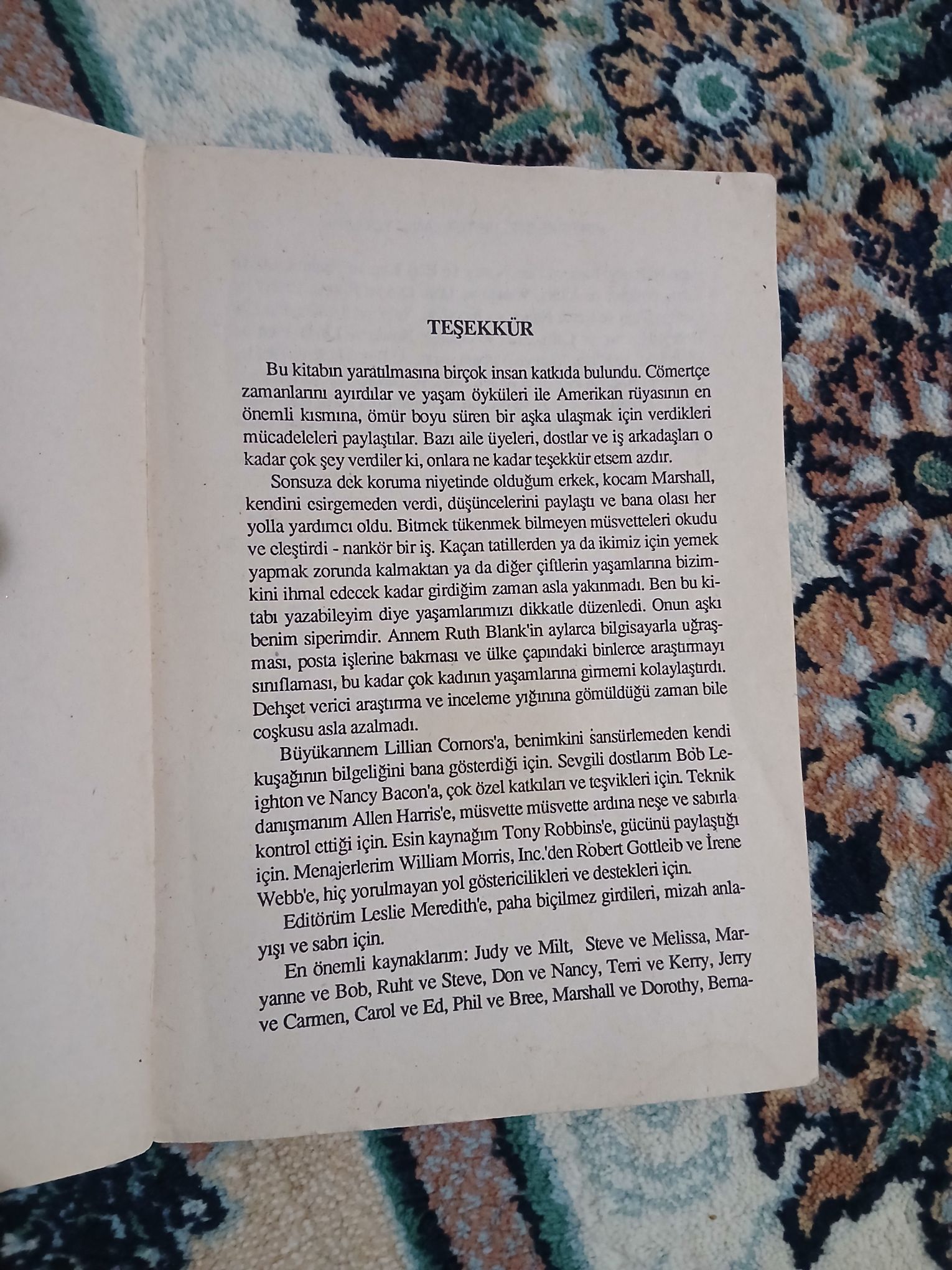 Bir Erkeği Elde Tutmanın Yolları Kitabı — görsel 3/5