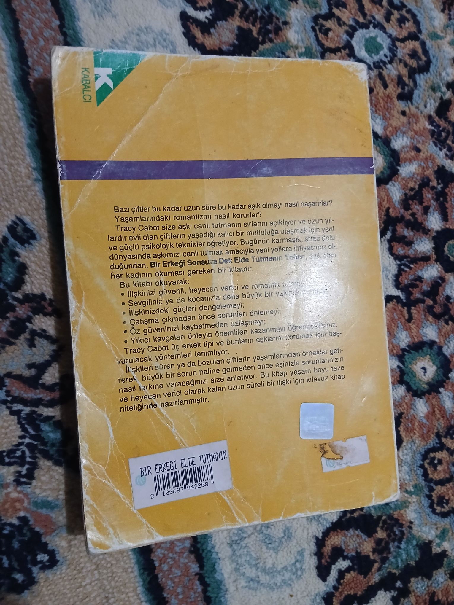 Bir Erkeği Elde Tutmanın Yolları Kitabı — görsel 2/5