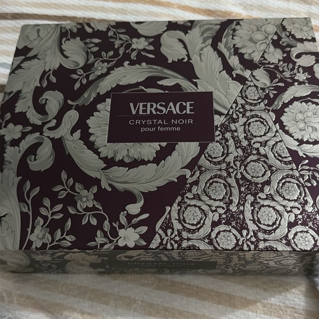 Orjinal Versace Crystal Noir Parfüm Seti — görsel 2/4