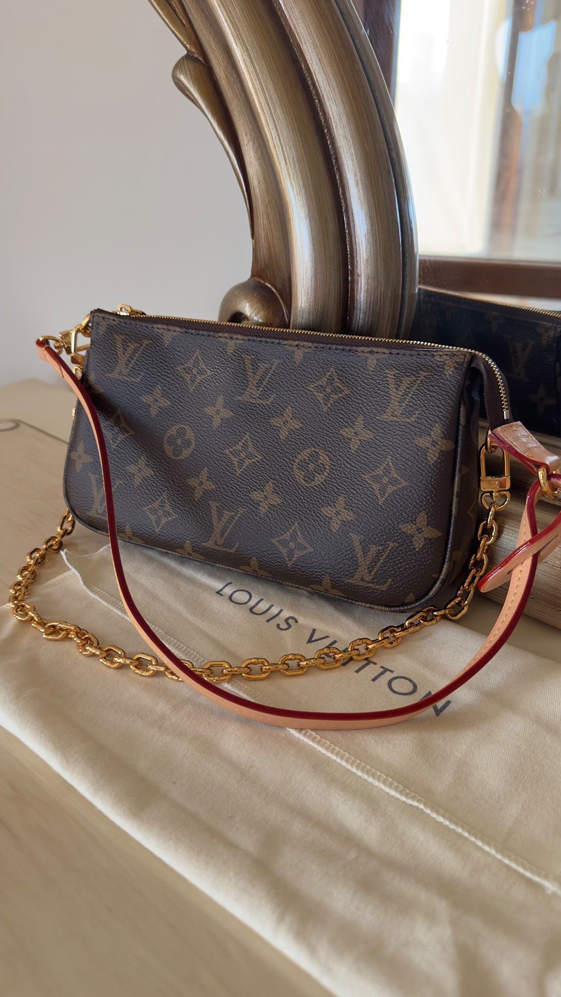 Pochette Louis Vuitton — görsel 2/6