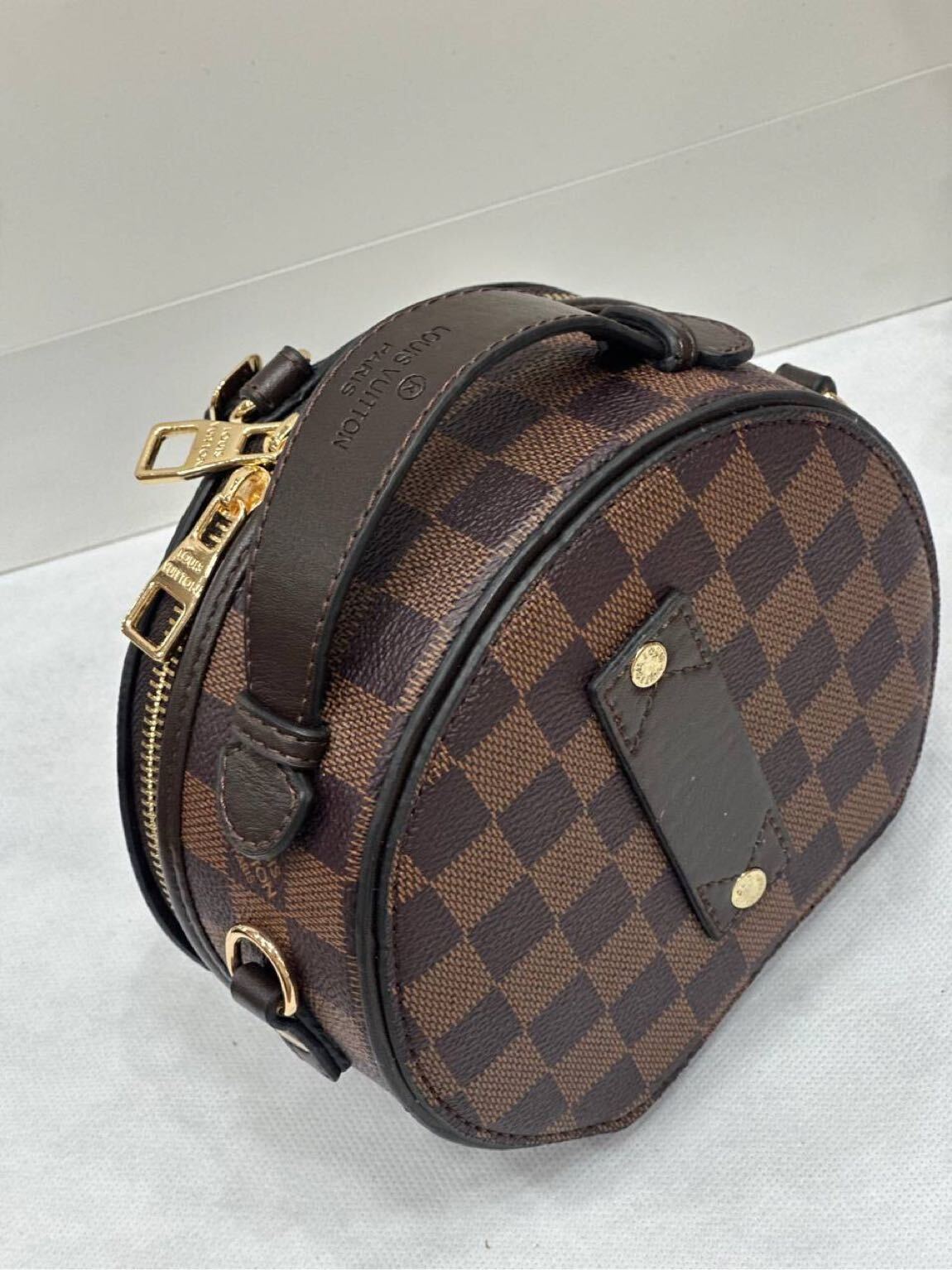 YSL Yuvarlak Çanta — görsel 3/11
