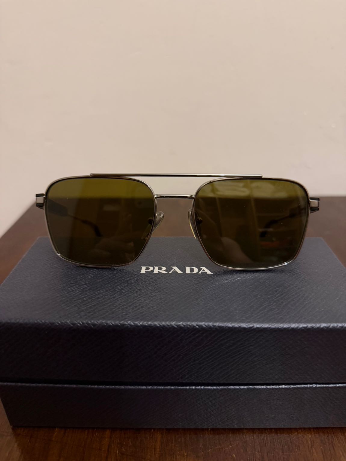 prada güneş gözlügü — görsel 4/4