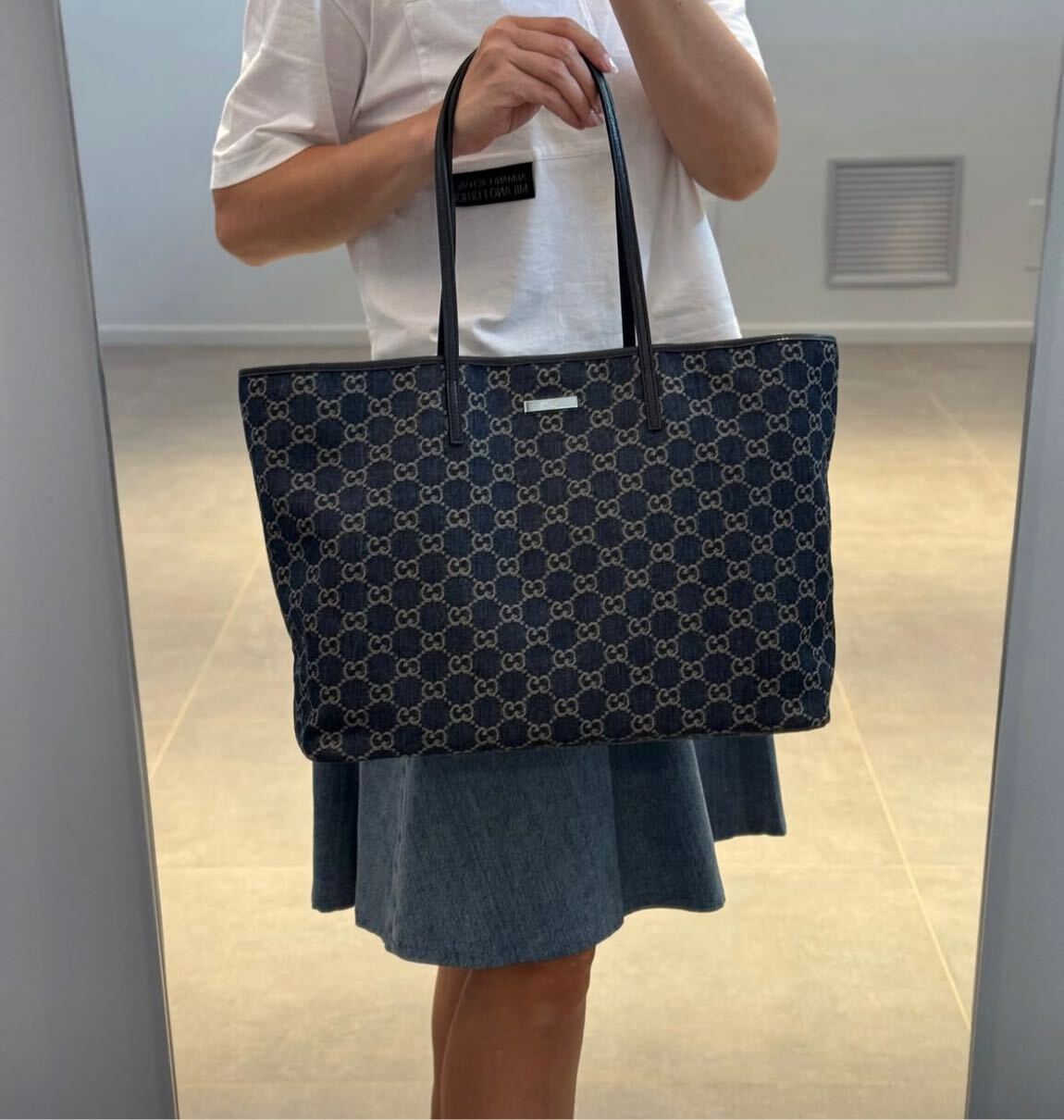 Gucc* monograme tote jean çanta — görsel 2/13