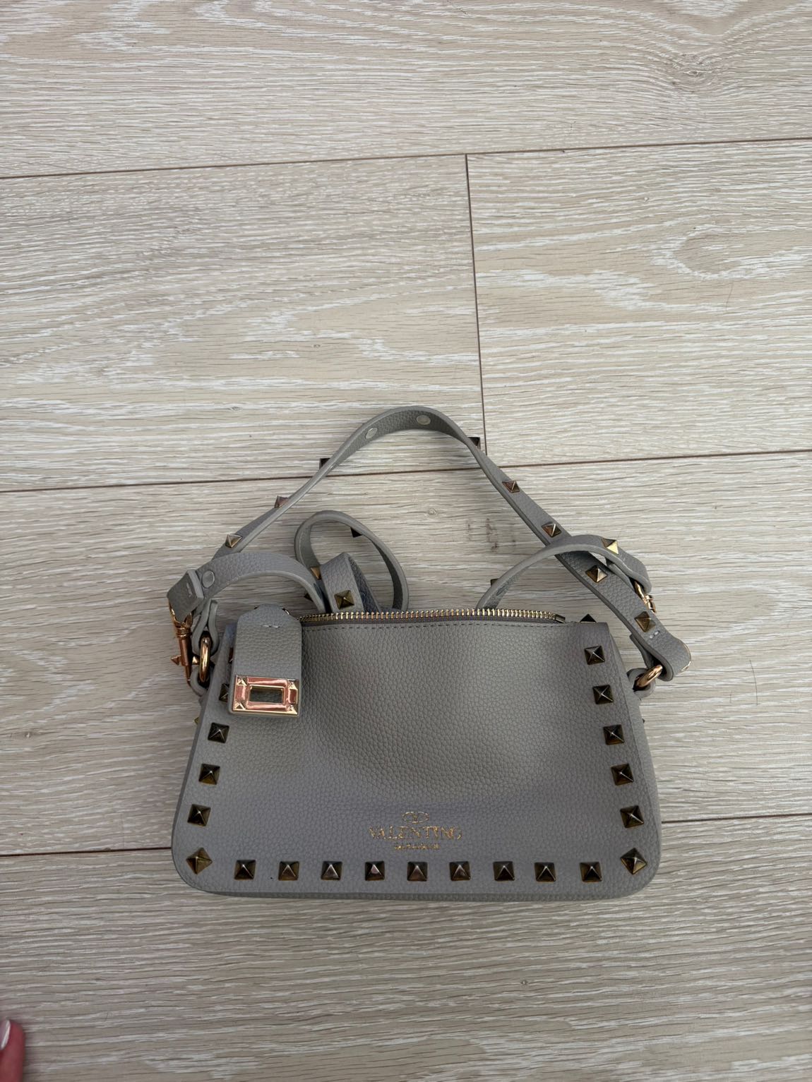 Valentino — görsel 2/2