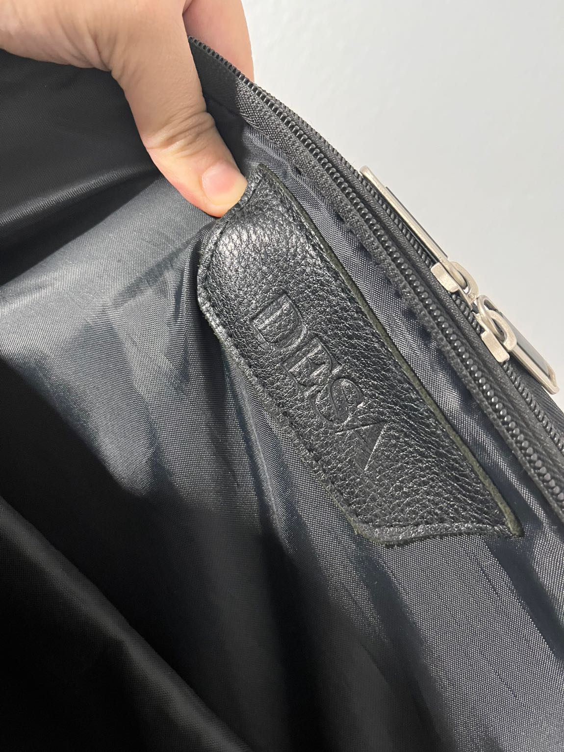 Siyah tekerlekli Laptop Çantası — görsel 4/5