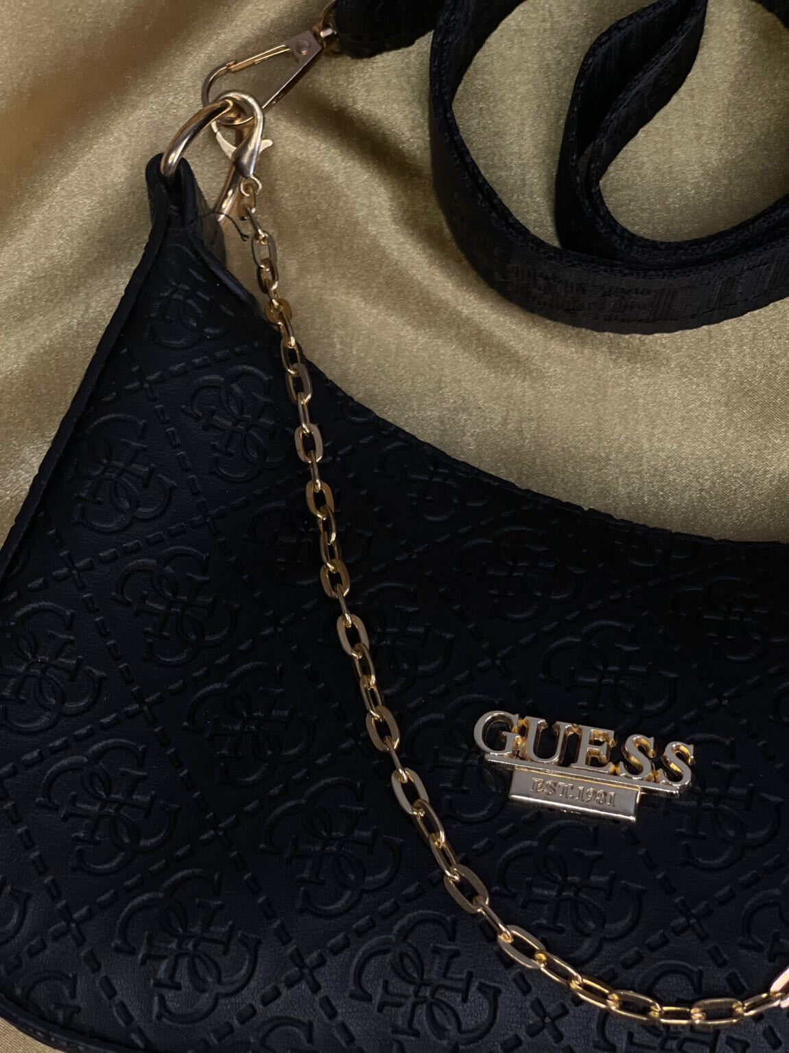 Guess Siyah Omuz Çantası — görsel 3/3