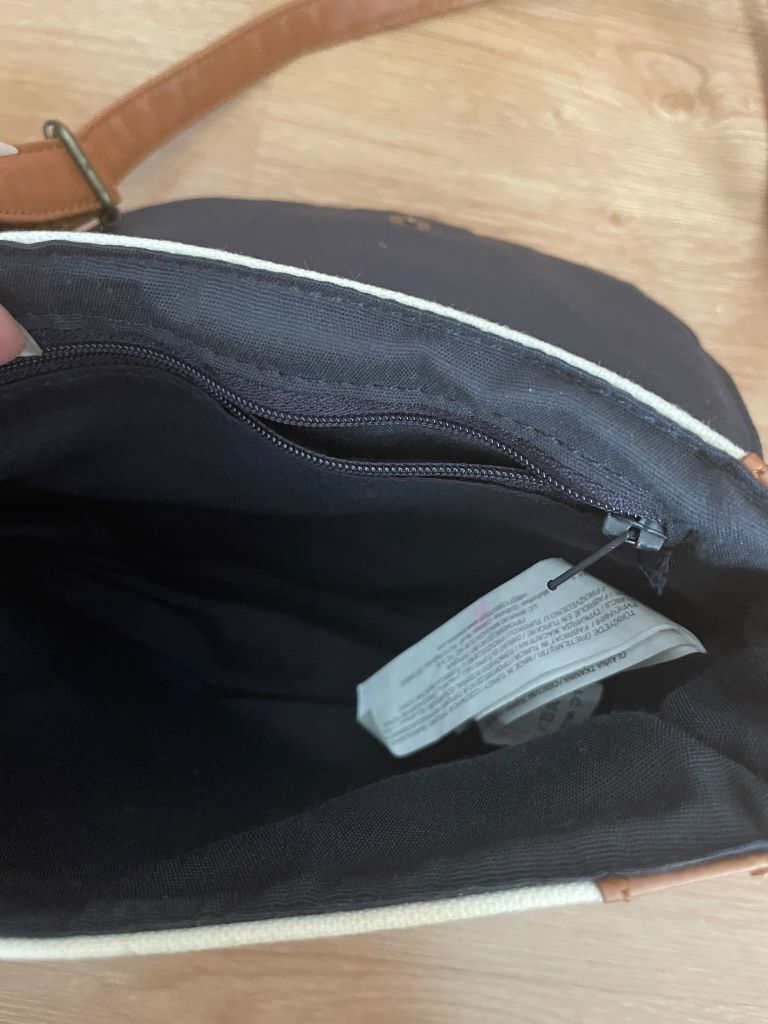 LC Waikiki Çizgili Omuz Çantası — görsel 4/4