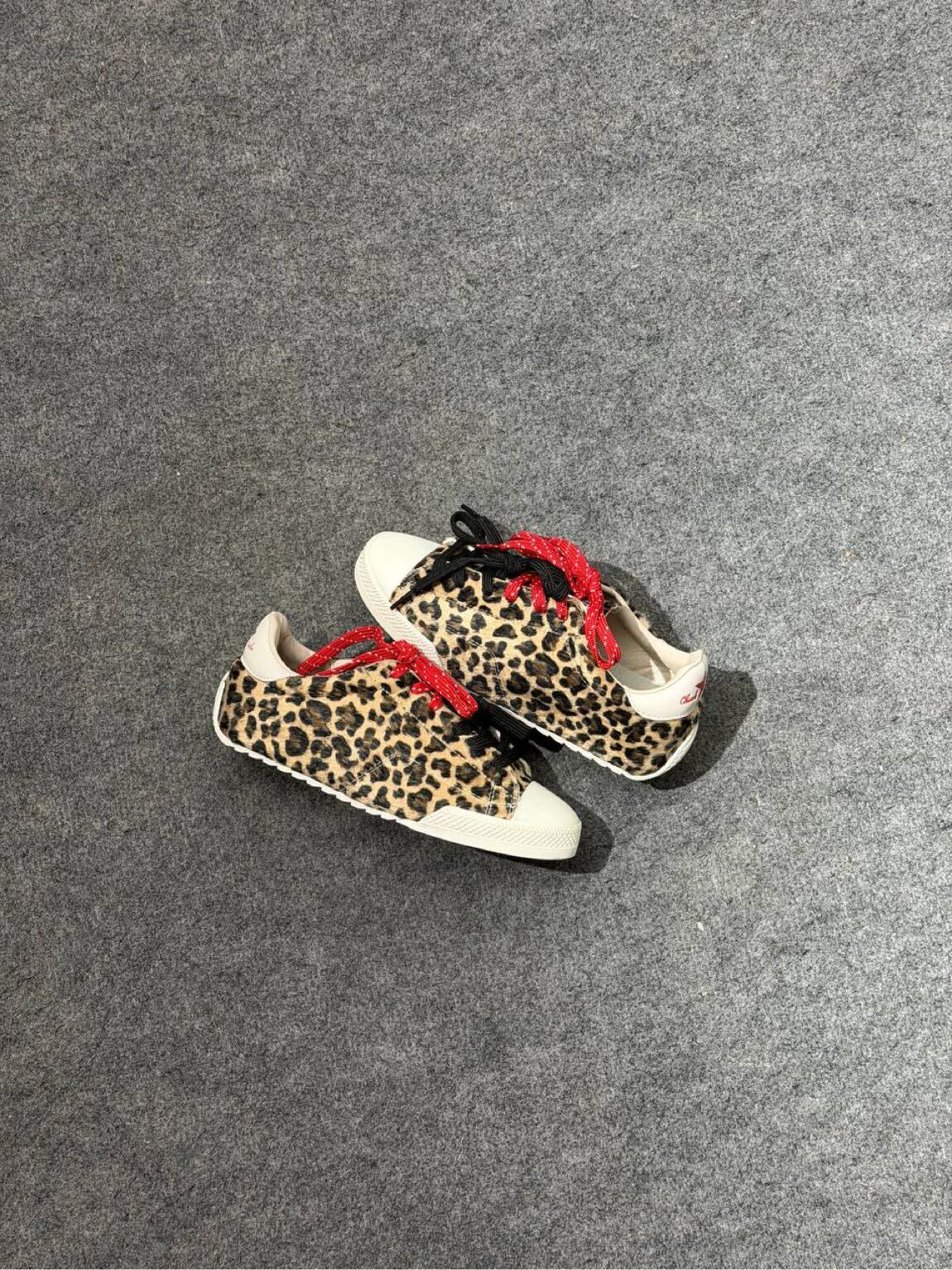 Converse Leopar Desenli Sneaker — görsel 4/4