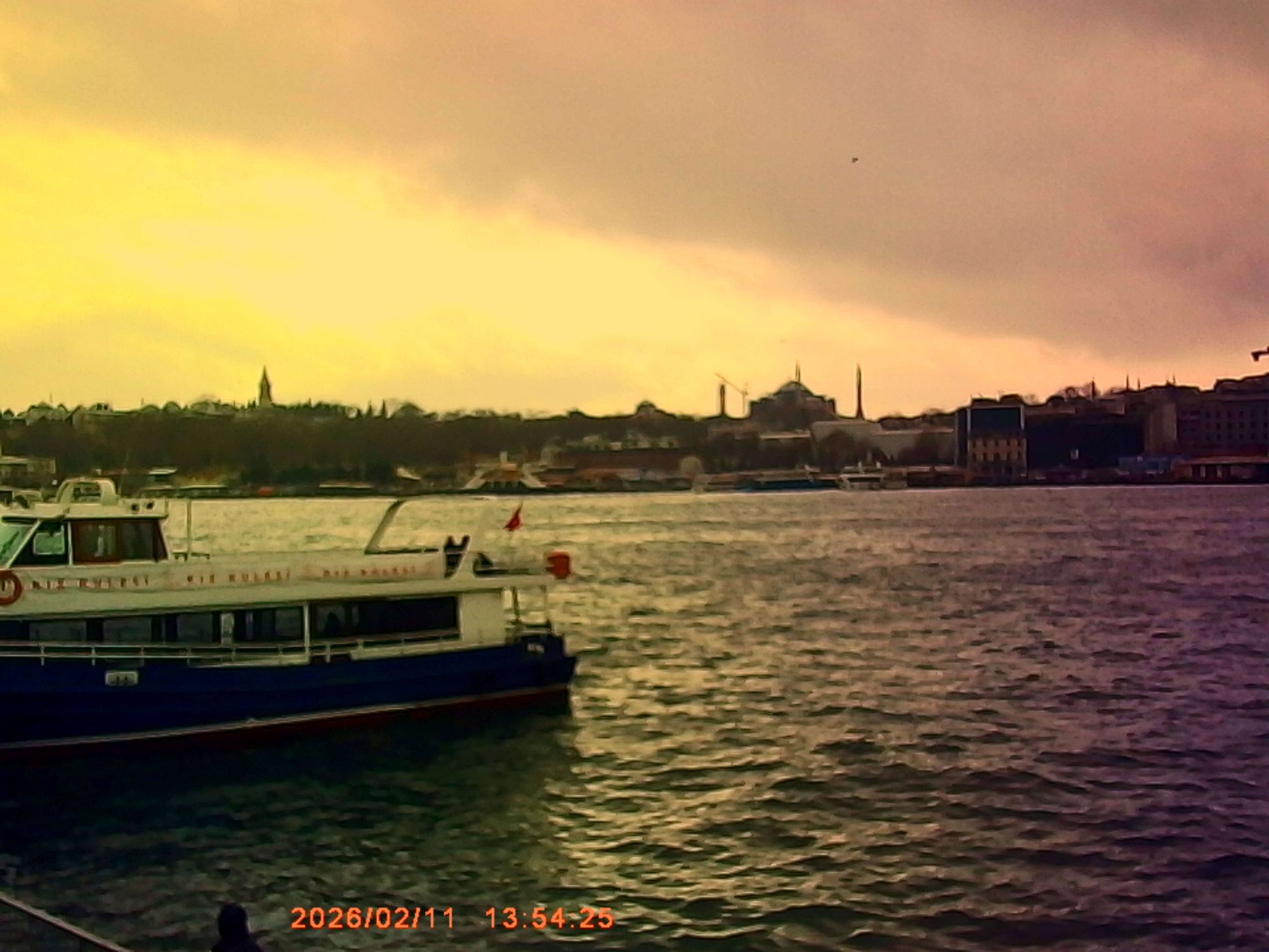 Pembe Dijital Fotoğraf Makinesi — görsel 3/4