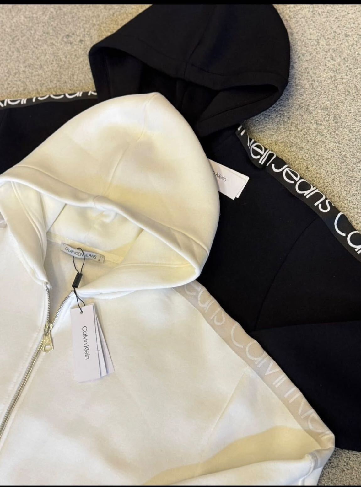 Calvin Klein Fermuarlı Sweatshirt — görsel 2/2