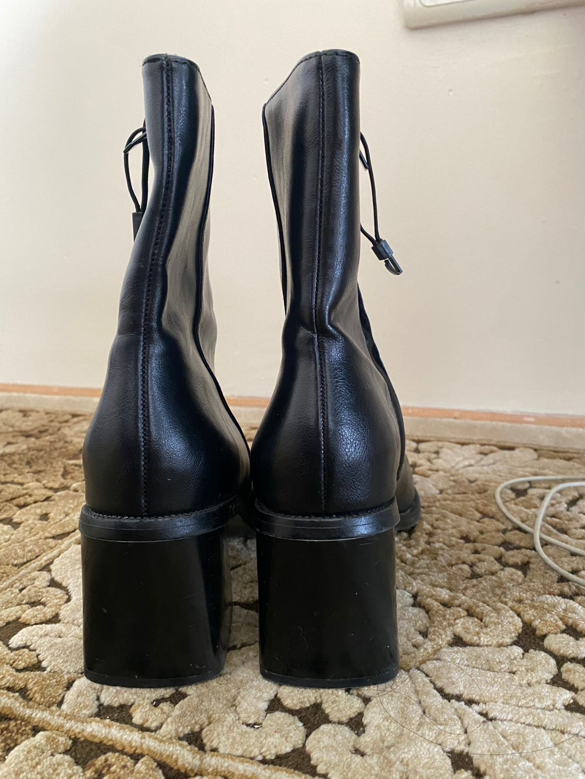 Zara Siyah Sivri Burunlu Bot — görsel 4/6