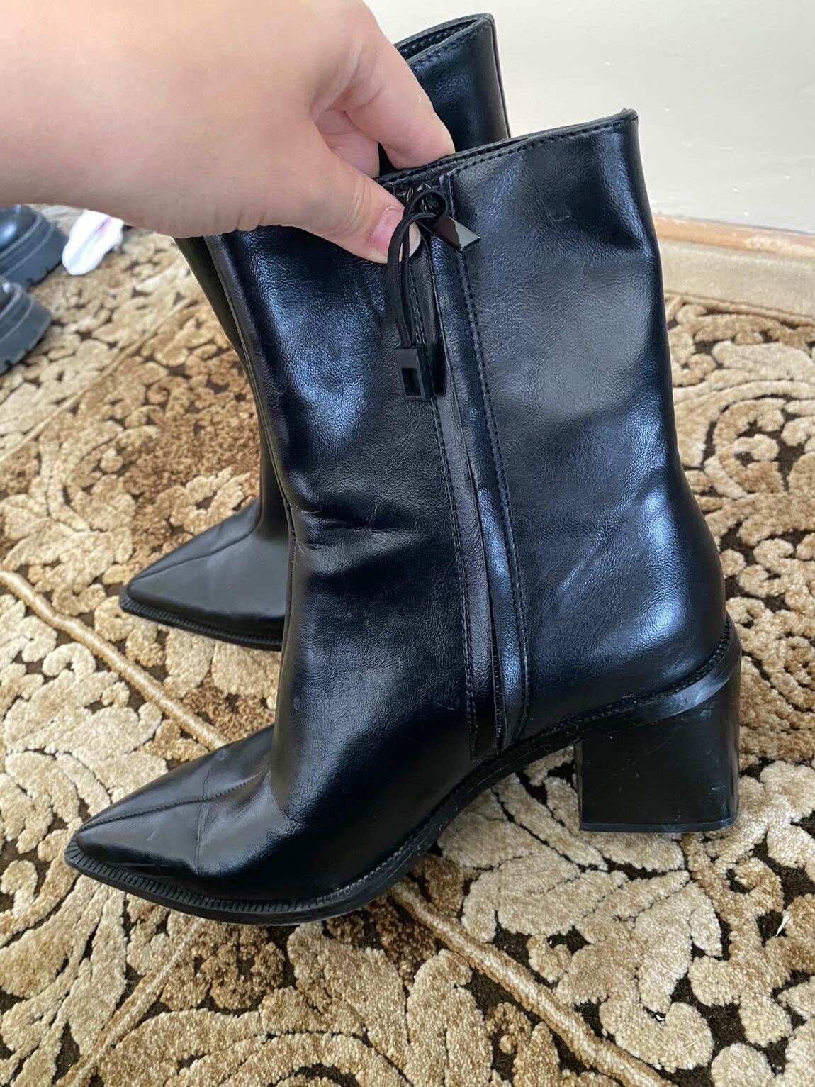 Zara Siyah Sivri Burunlu Bot — görsel 2/6