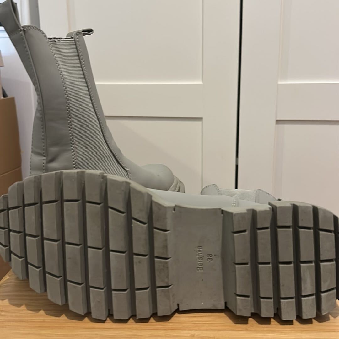 Bershka Gri Postal Bot — görsel 3/4
