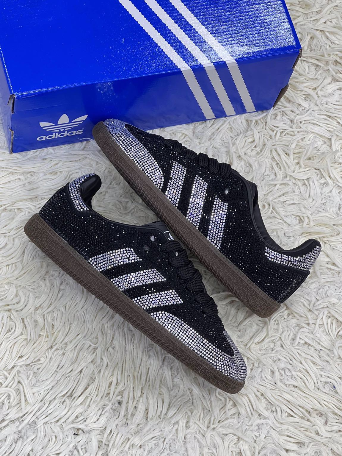 Adidas Siyah Taşlı Sneaker — görsel 3/3