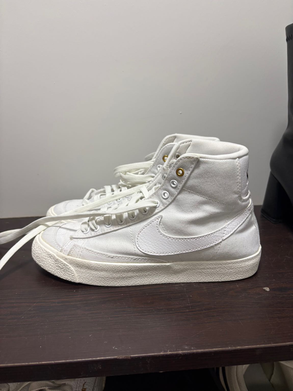 Nike Beyaz Blazer Ayakkabı — görsel 2/5