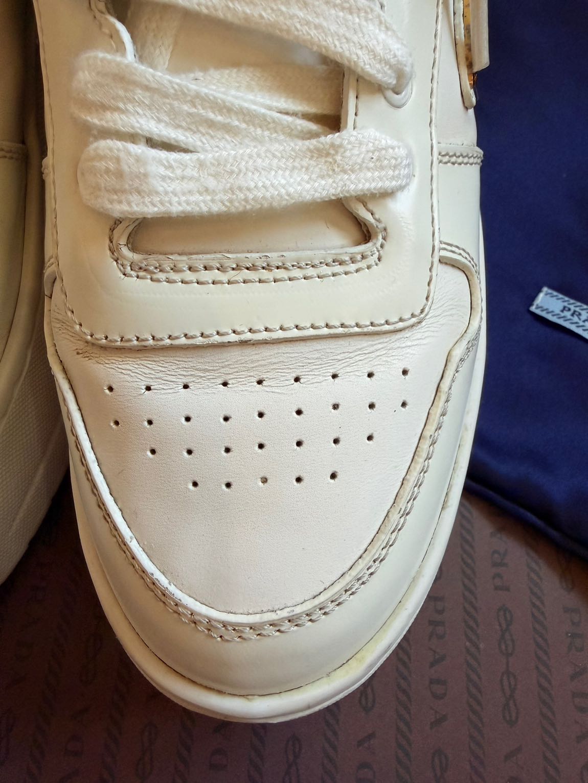 Prada Beyaz Sneaker — görsel 3/9