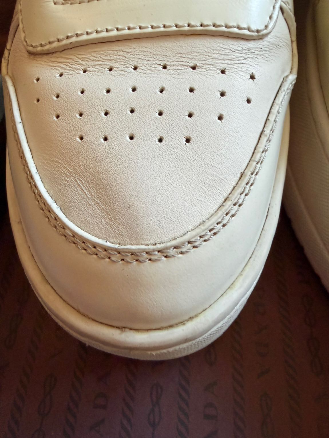Prada Beyaz Sneaker — görsel 2/9