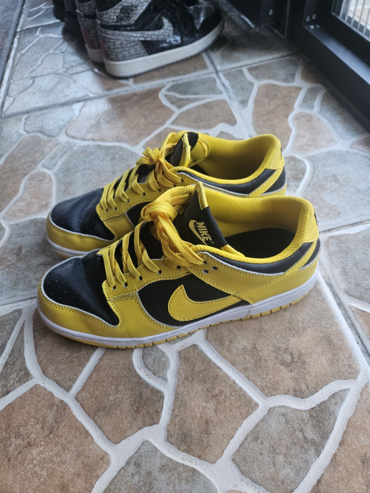 Nike Dunk Low — görsel 2/6