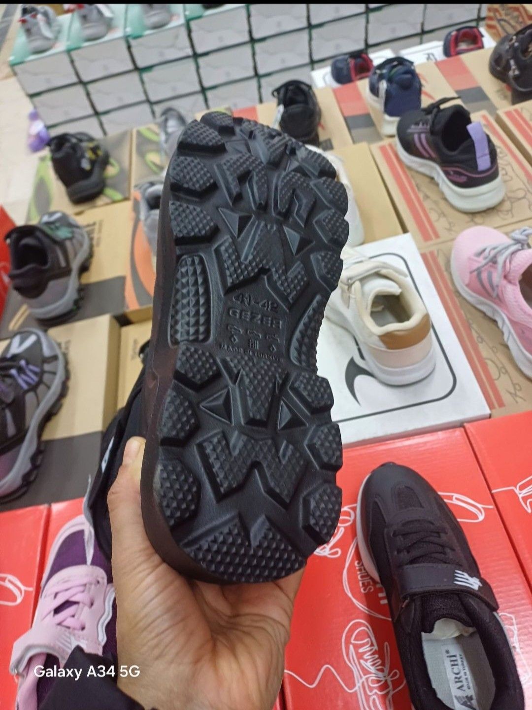 Adidas Siyah Bot 41 42 numara — görsel 7/8