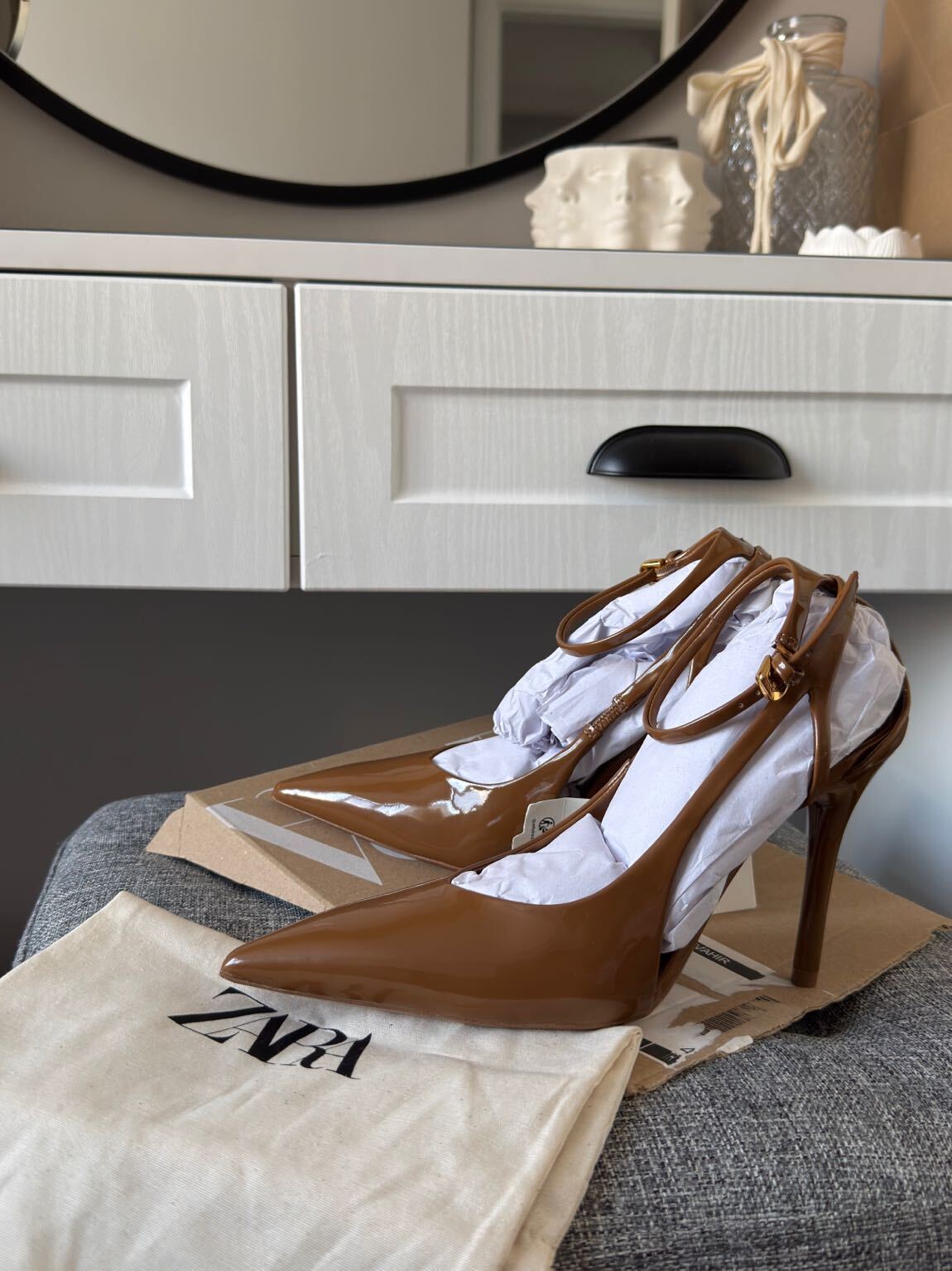 Zara Kahverengi Stiletto Ayakkabı — görsel 17/20