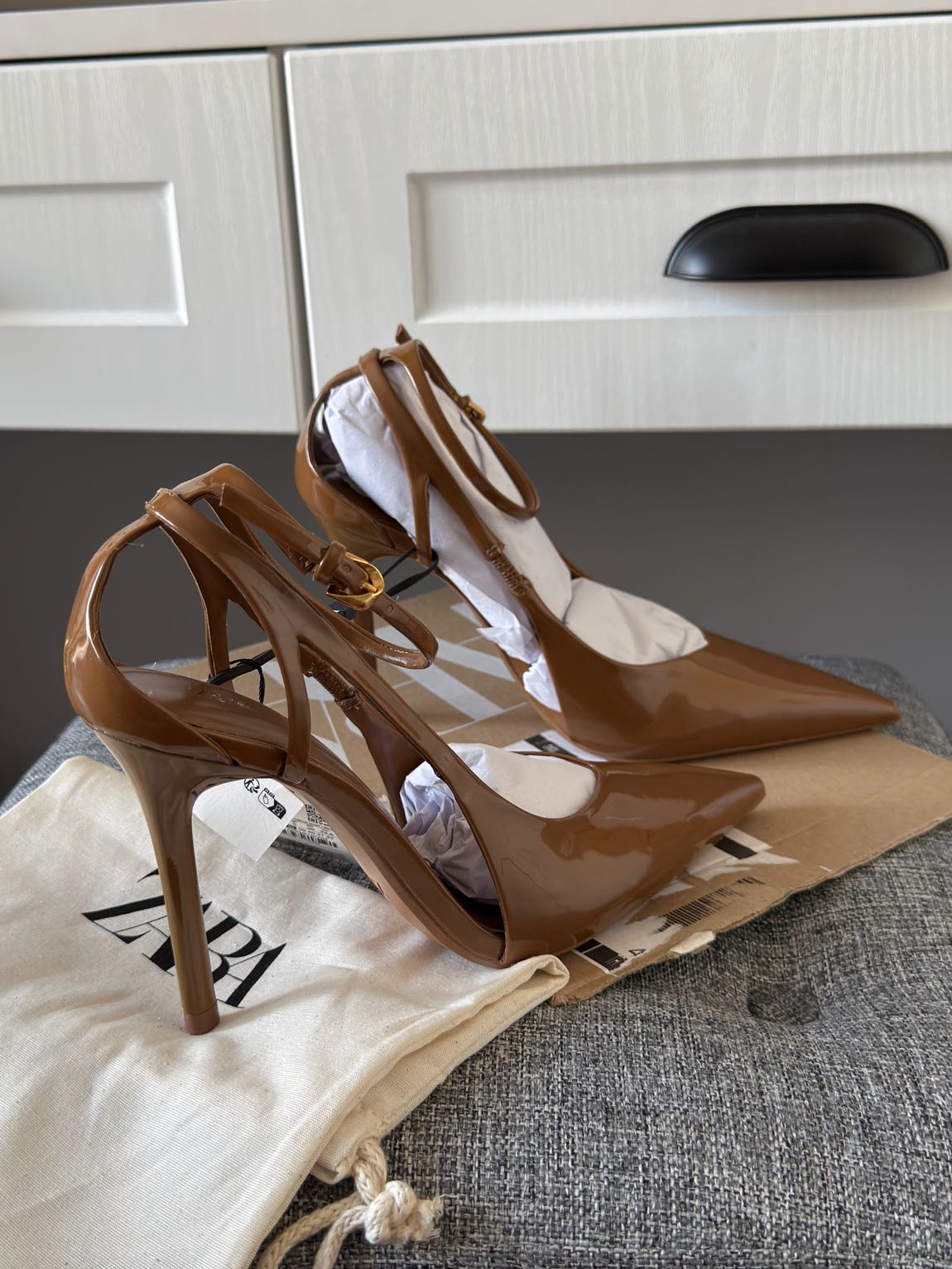 Zara Kahverengi Stiletto Ayakkabı — görsel 8/20