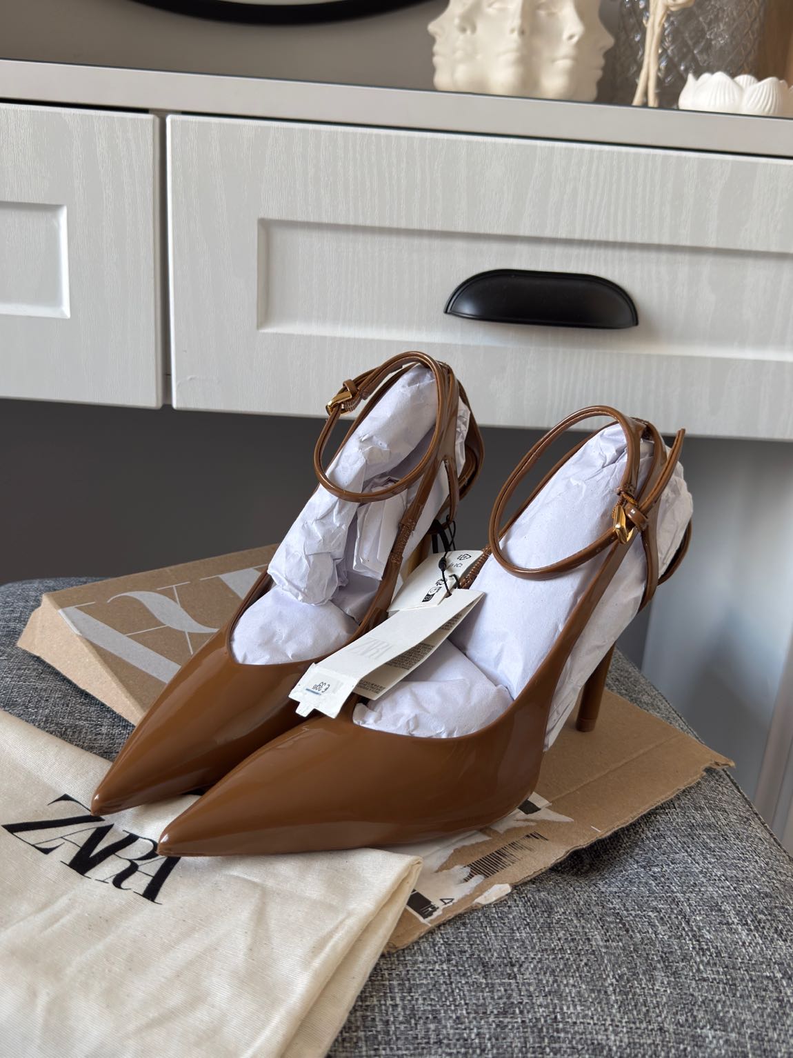 Zara Kahverengi Stiletto Ayakkabı — görsel 6/20