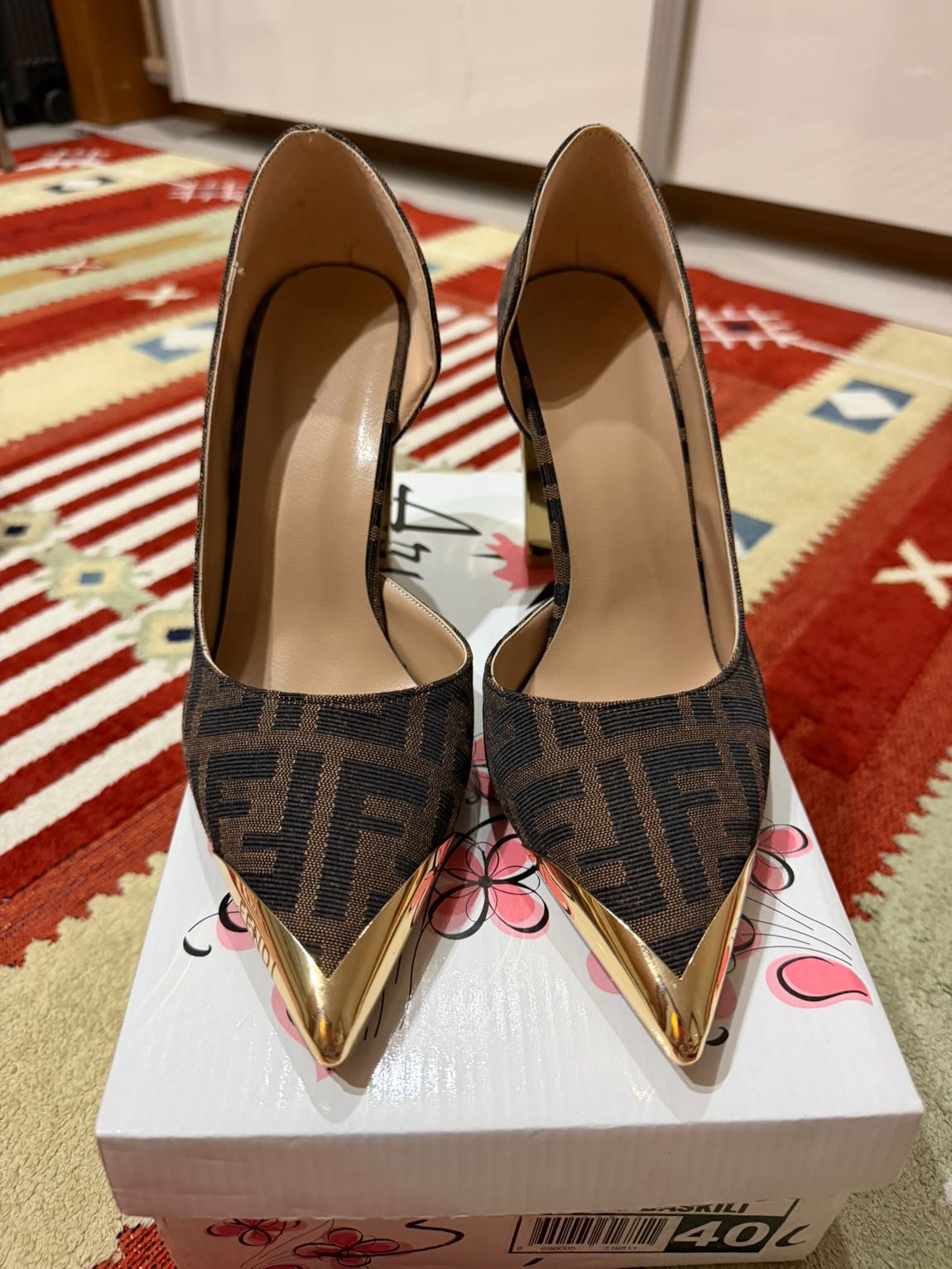 Fendi Stiletto Ayakkabı — görsel 3/6