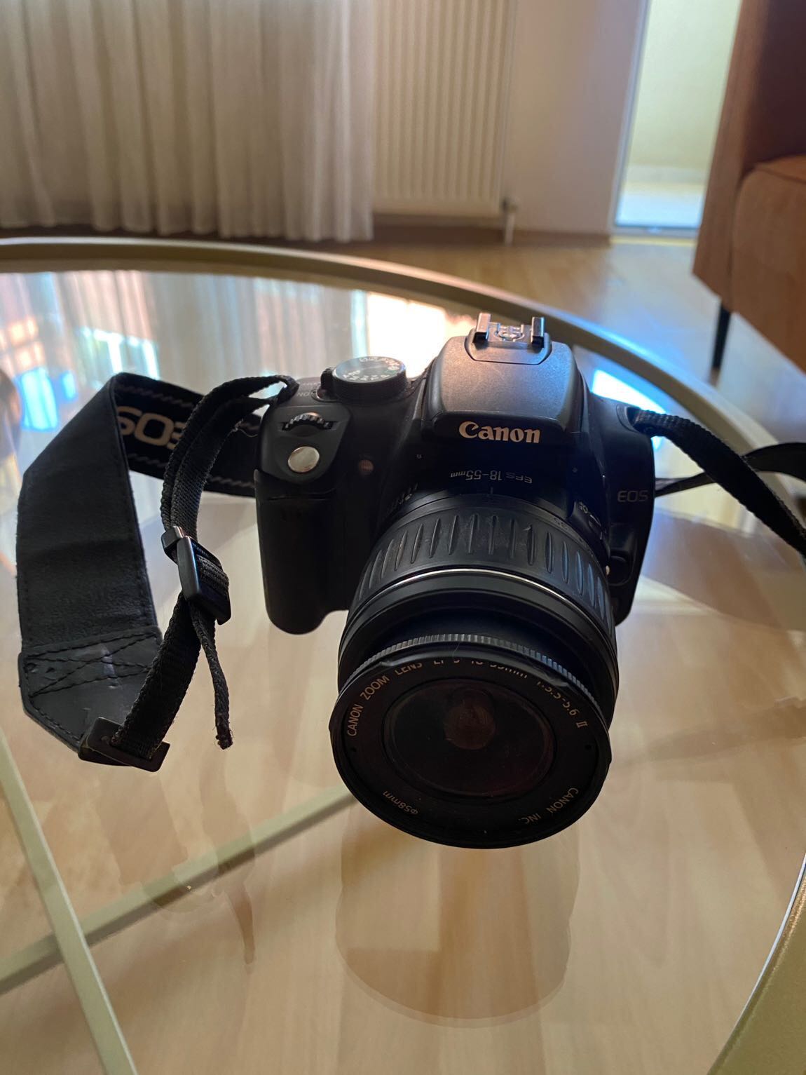 Canon EOS 350D Fotoğraf Makinesi — görsel 2/17