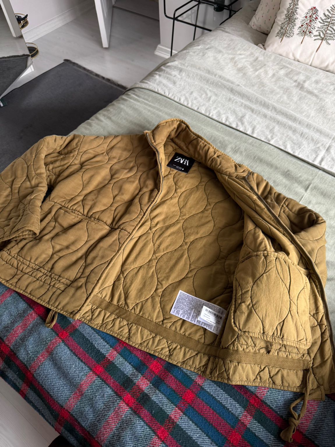 Zara Kapitone Ceket — görsel 7/15