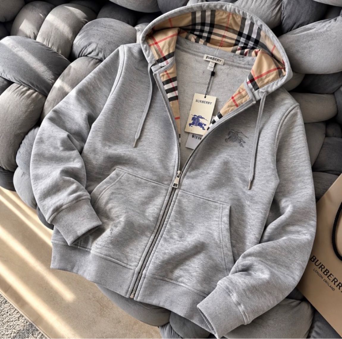 BURBERY PREMIUM HIRKA — görsel 4/5