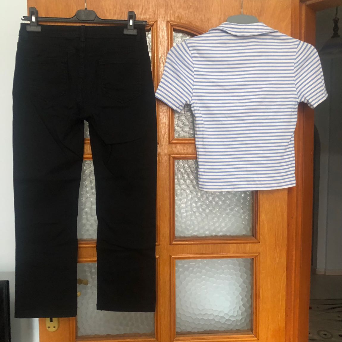 Mavi#Çizgili#tşört#limon#Siyah Pantolon — görsel 4/18