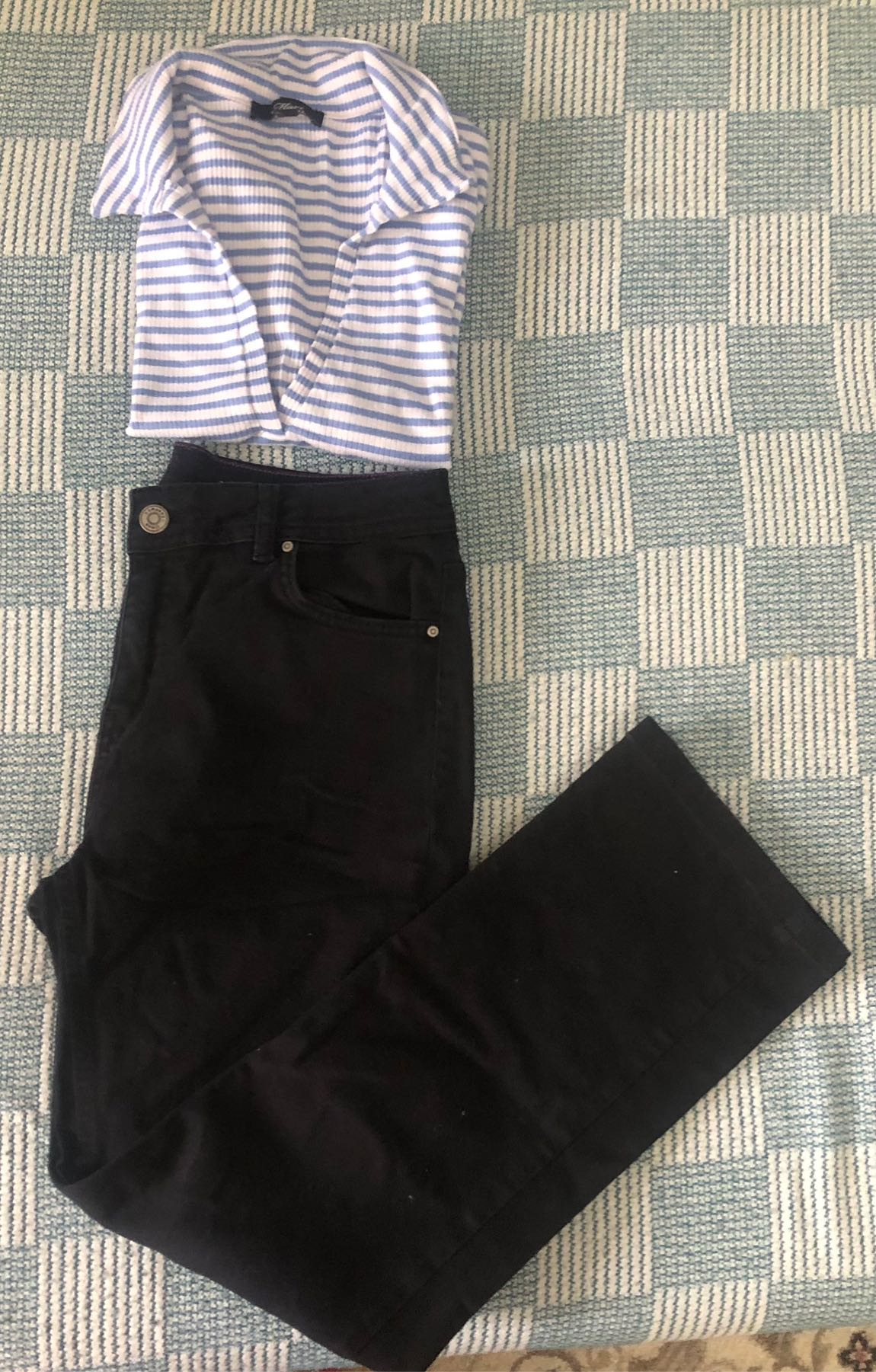 Mavi#Çizgili#tşört#limon#Siyah Pantolon — görsel 3/18