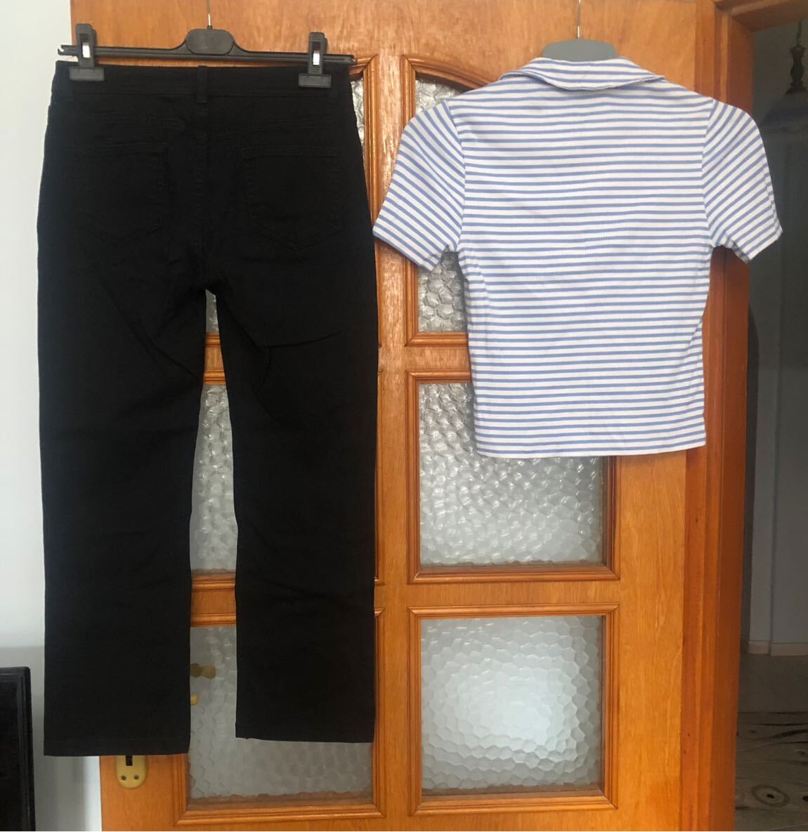 Mavi#Çizgili#tşört#limon#Siyah Pantolon — görsel 5/18