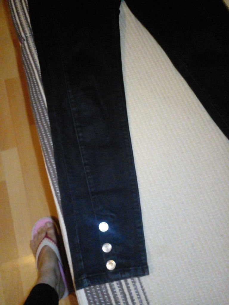 Siyah Jeans Pantolon — görsel 2/4