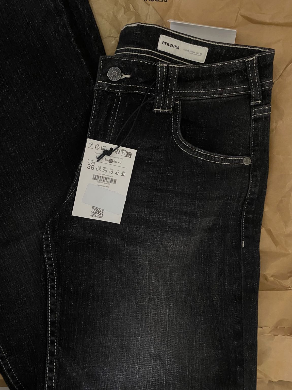 Bershka Nakışlı Düşük Bel Flare Jean — görsel 4/4