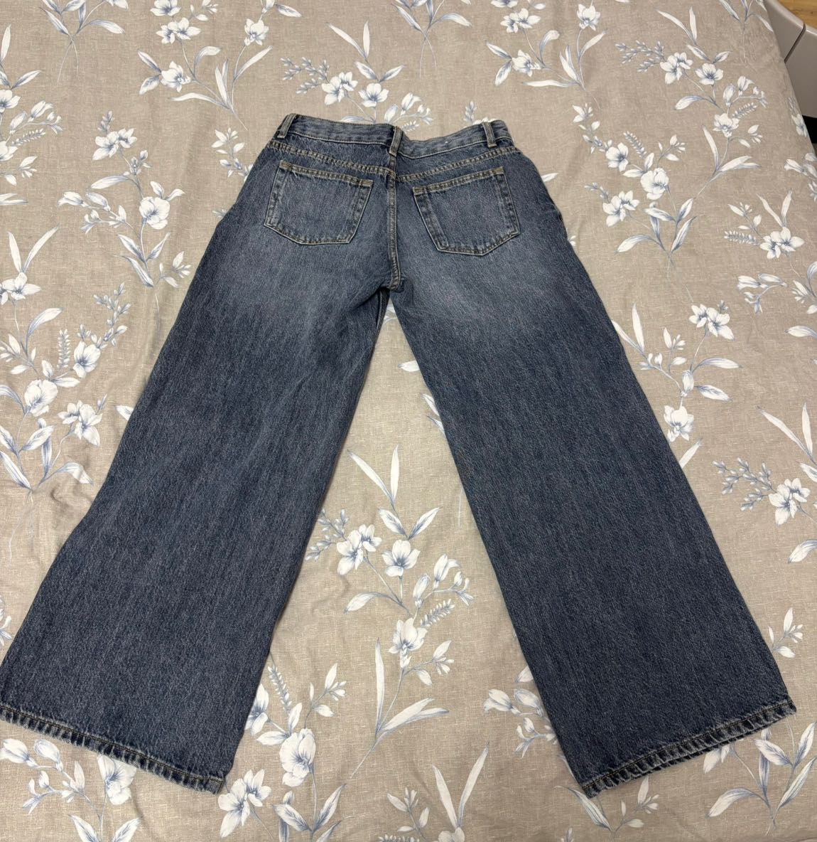 Bershka Geniş Paça Kot Pantolon — görsel 5/7