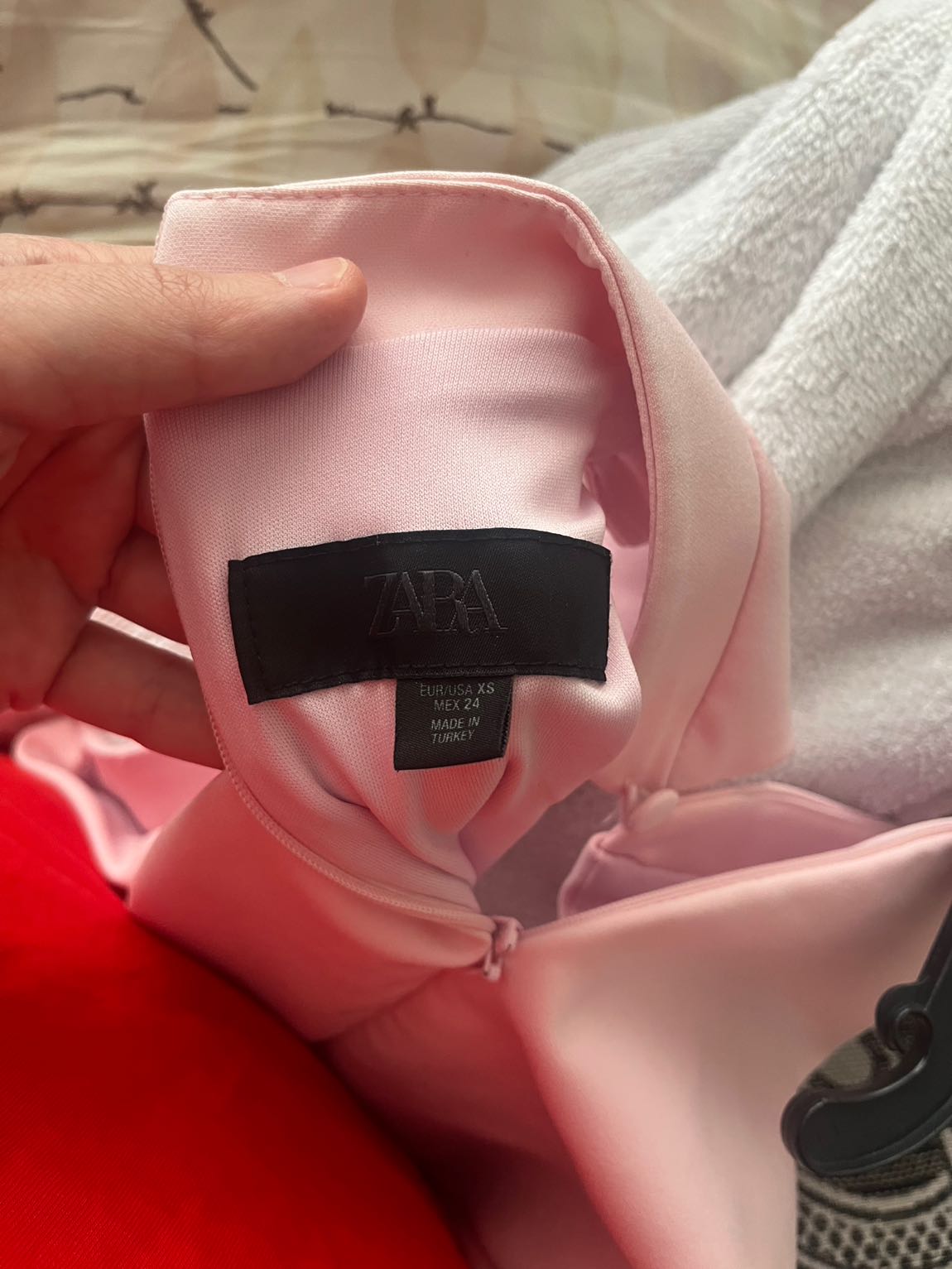 Pembe Kısa Elbise — görsel 3/7