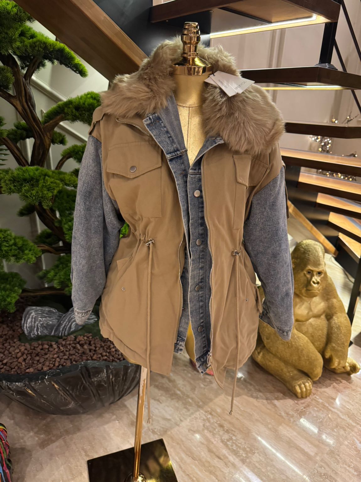 İpekyol  Yaka Parka — görsel 4/4