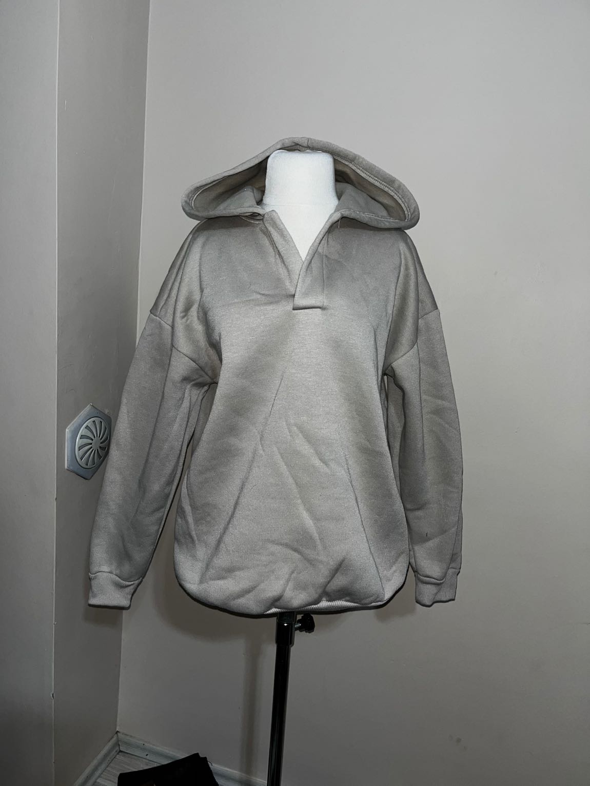 Kapüşonlu Sweatshirt — görsel 2/2