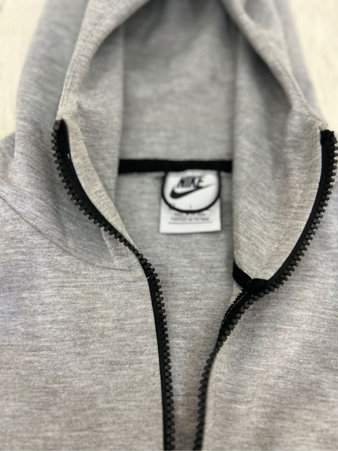 Nike tech — görsel 2/3