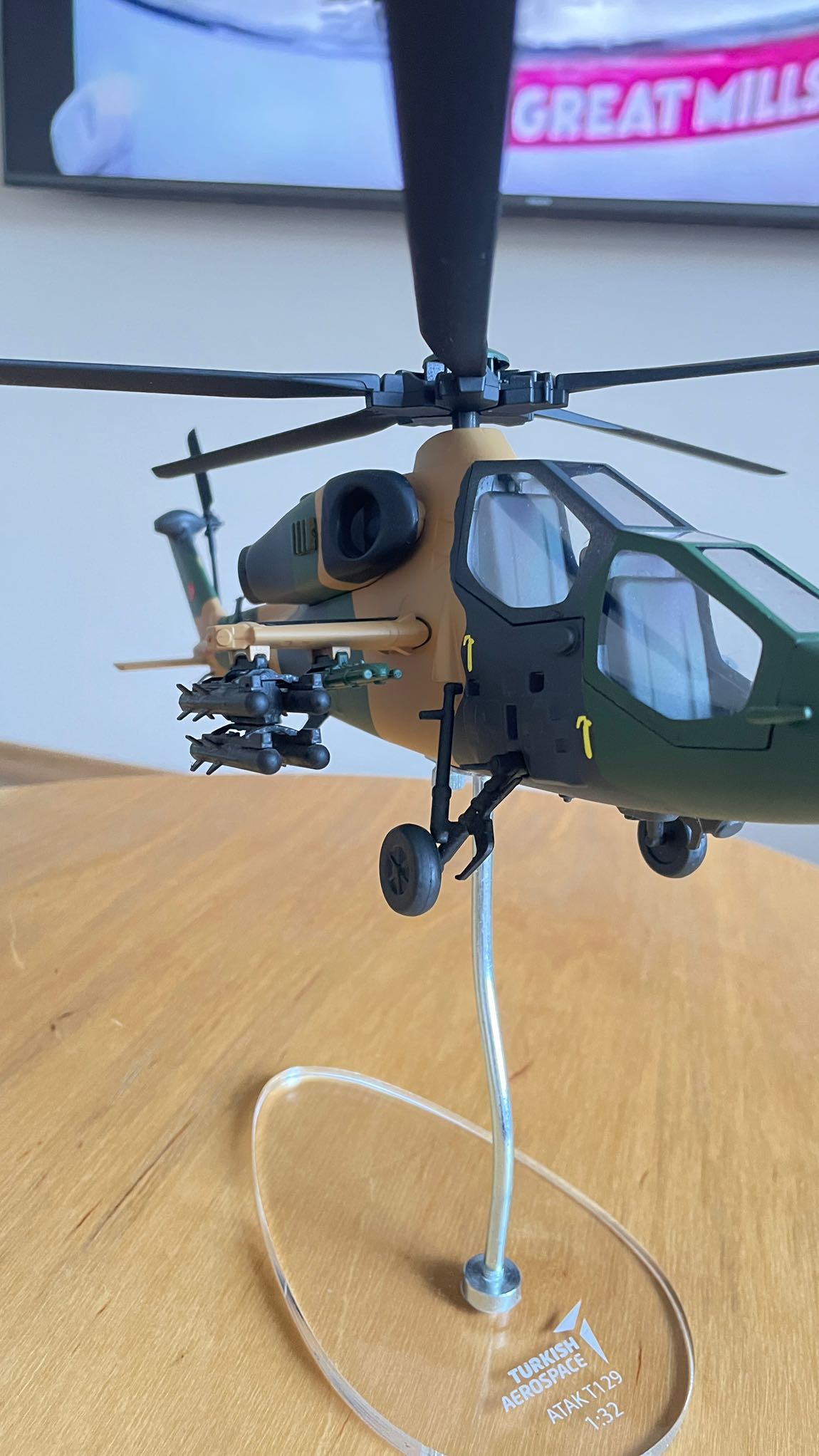 ASKERİ ATAK HELİKOPTER — görsel 3/13