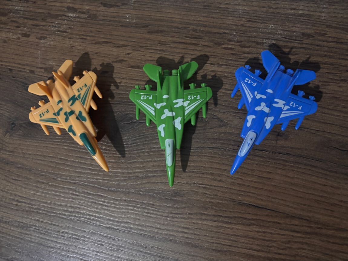Hot wheels uçak — görsel 3/3