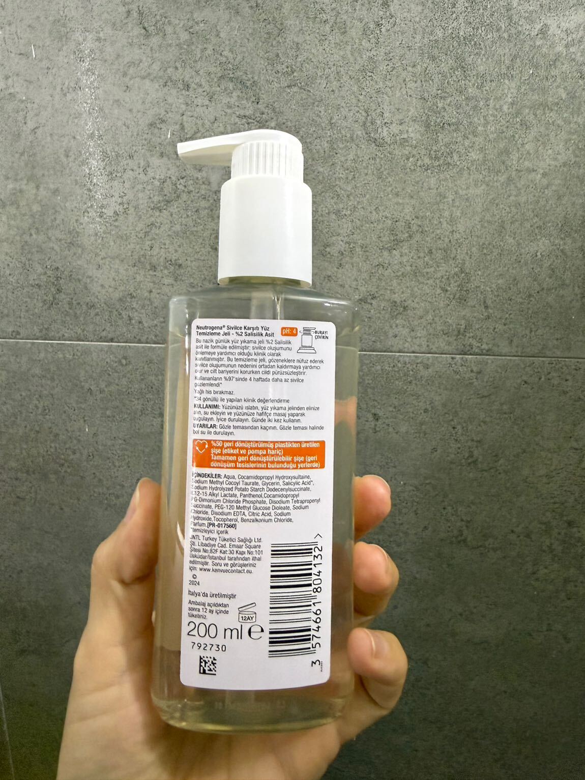 Neutrogena Sivilce Temizleme Jeli — görsel 2/3