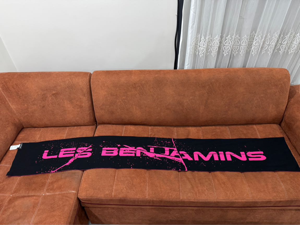 Les Benjamins Atkı — görsel 2/6