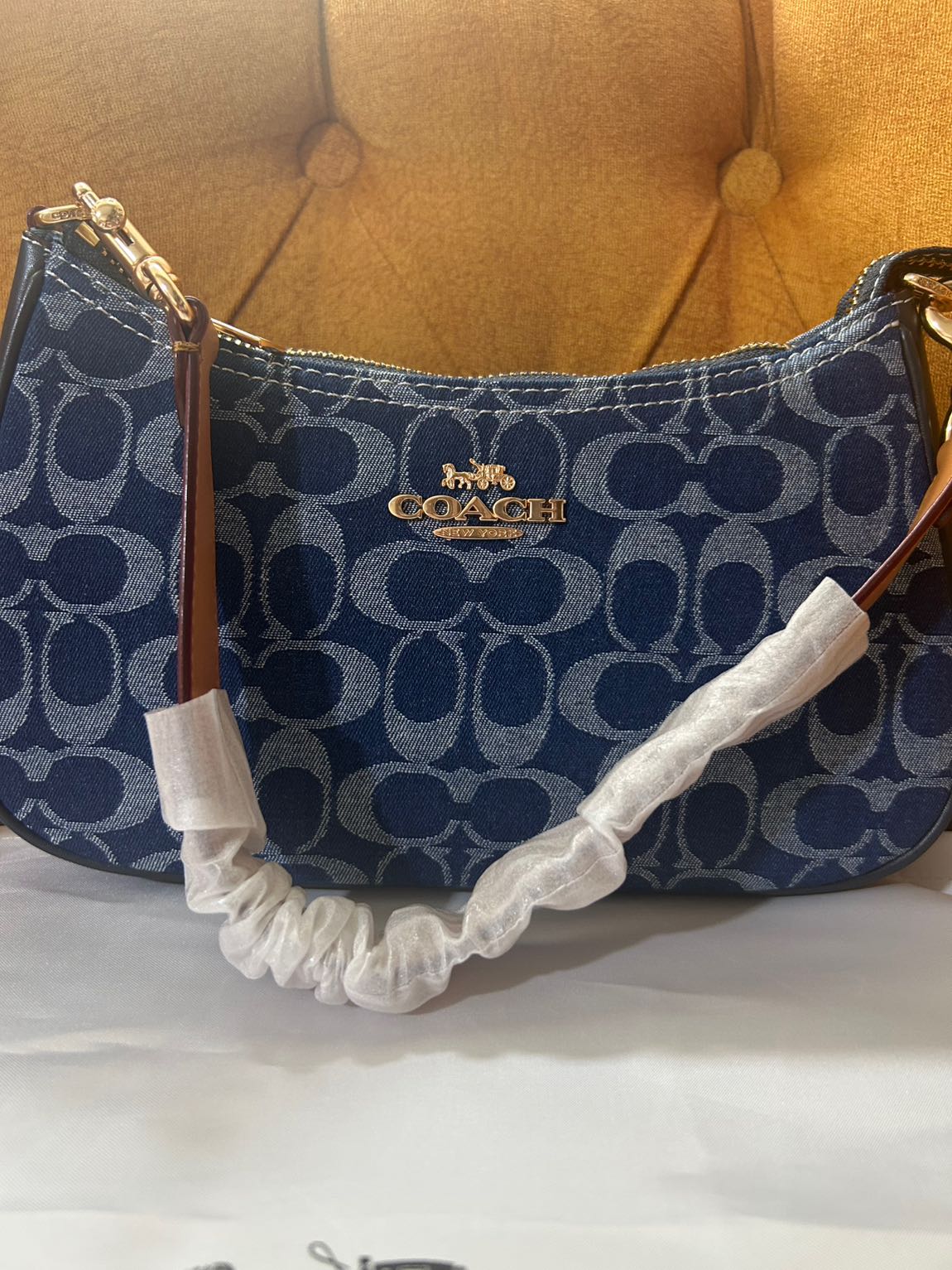 COACH Teri Shoulder Bag Denim — görsel 5/20