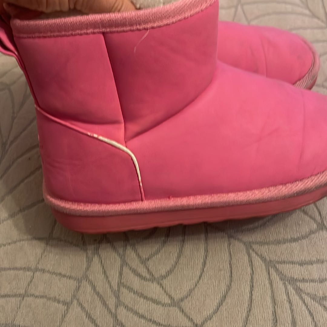 Benetton marka Pembe Bot (ugg) — görsel 3/16