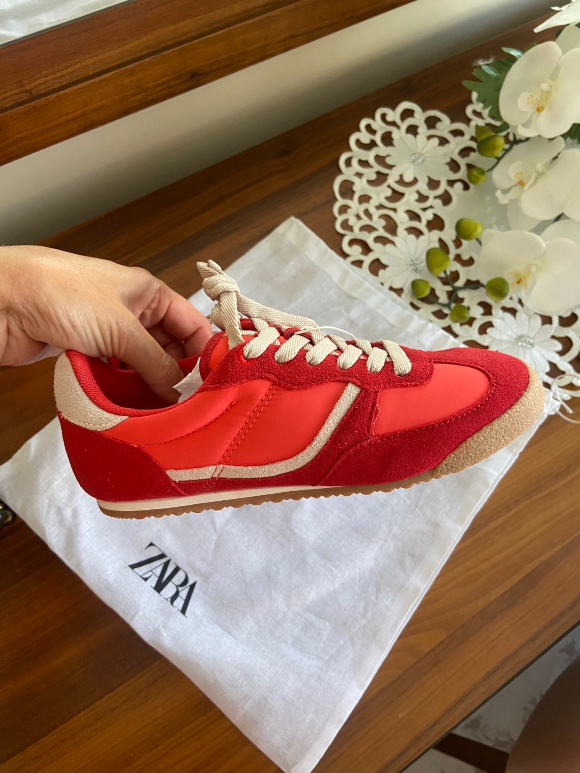 Zara Kırmızı %100 Deri Sneaker — görsel 7/8