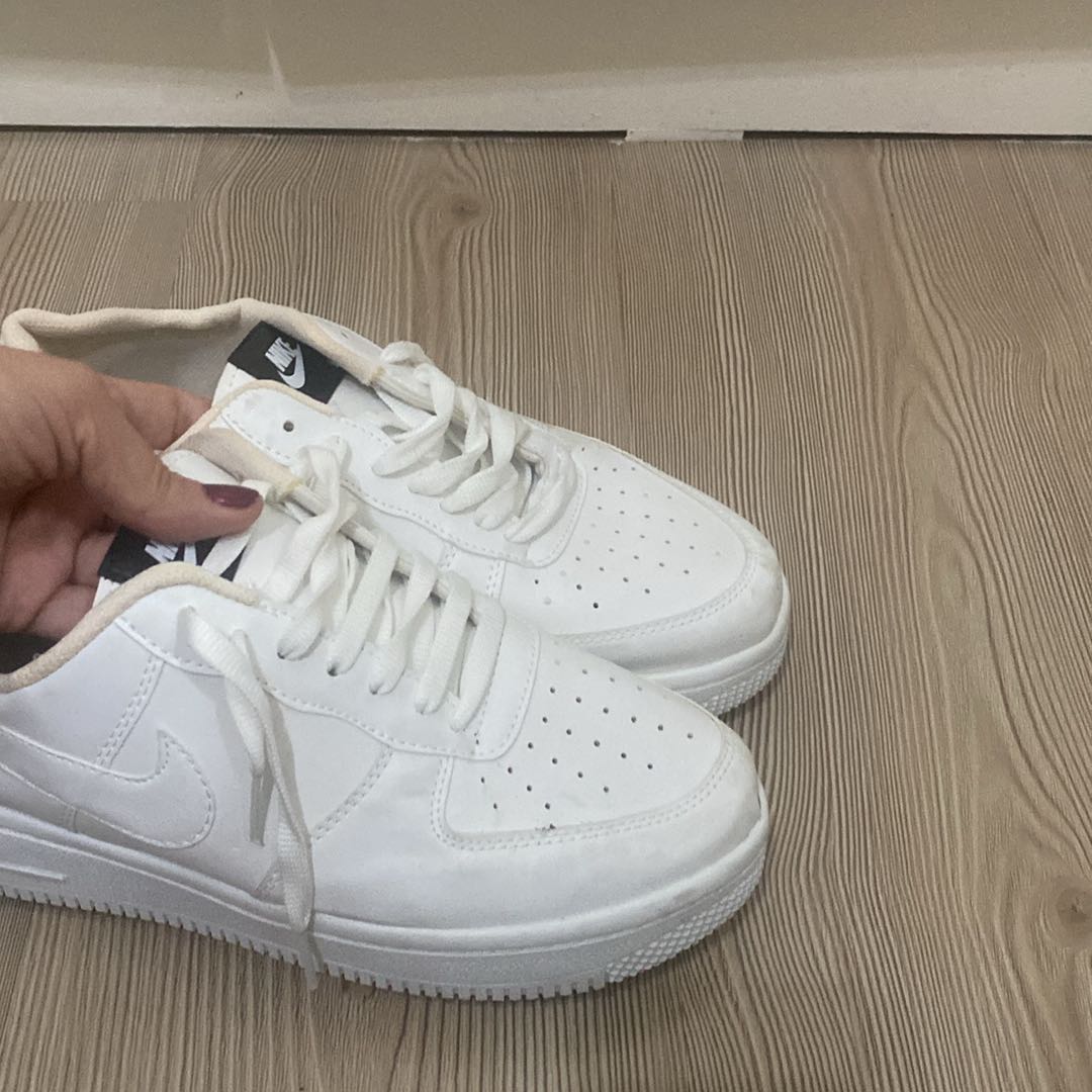 Nike Beyaz Sneaker — görsel 2/6