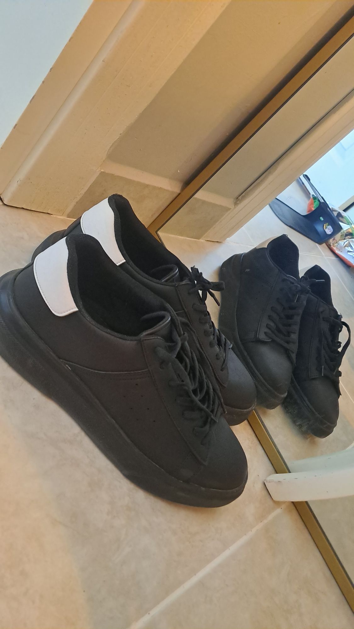 Siyah Sneaker Ayakkabı — görsel 2/4